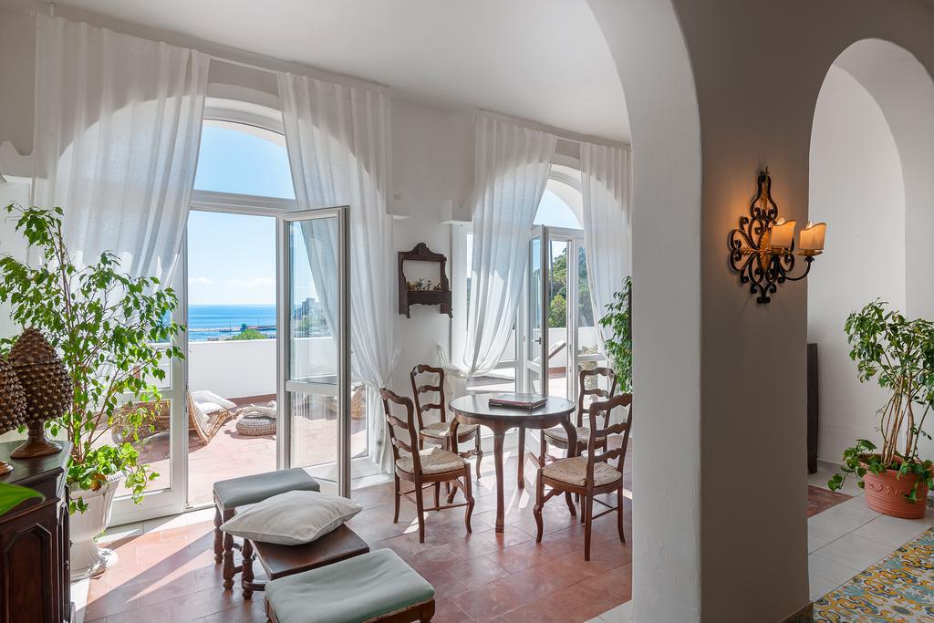 Hotel Chiaia Di Luna Ponza Eksteriør billede